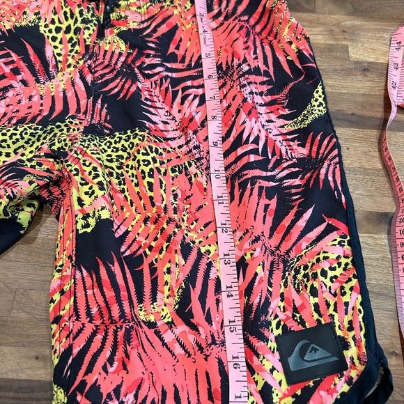 Billabong  Highline Camicat 17 Big Boy Boardshort Size 28 Excellent Condition - Picture 8 of 9